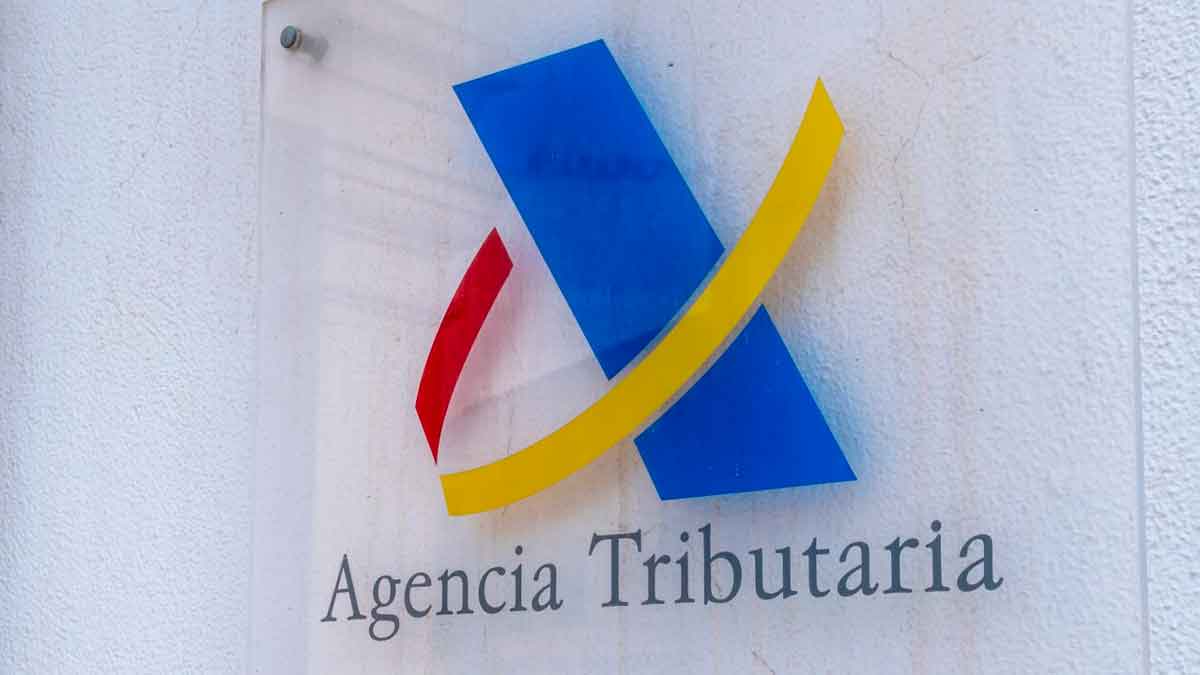 Logotipo de la Agencia Tributaria, organismo encargado de gestionar el aplazamiento de deudas con Hacienda