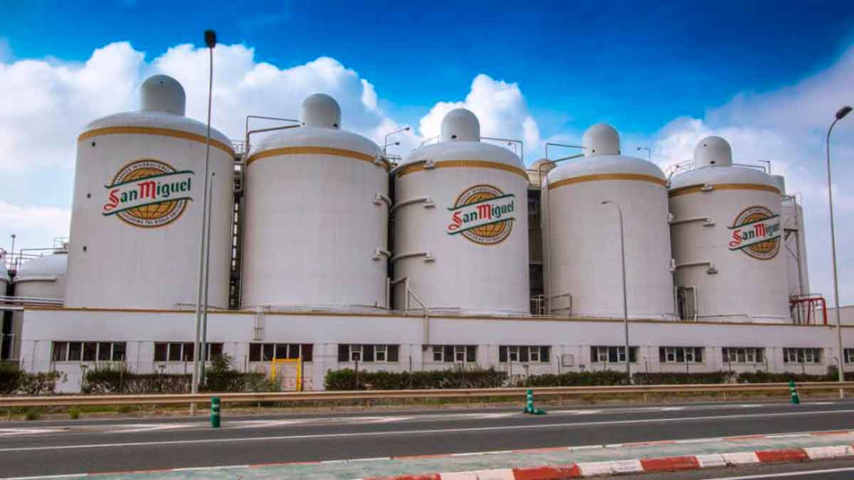 Planta de Mahou San Miguel en Málaga donde se buscan operarios de fabricación para trabajar en la producción cervecera
