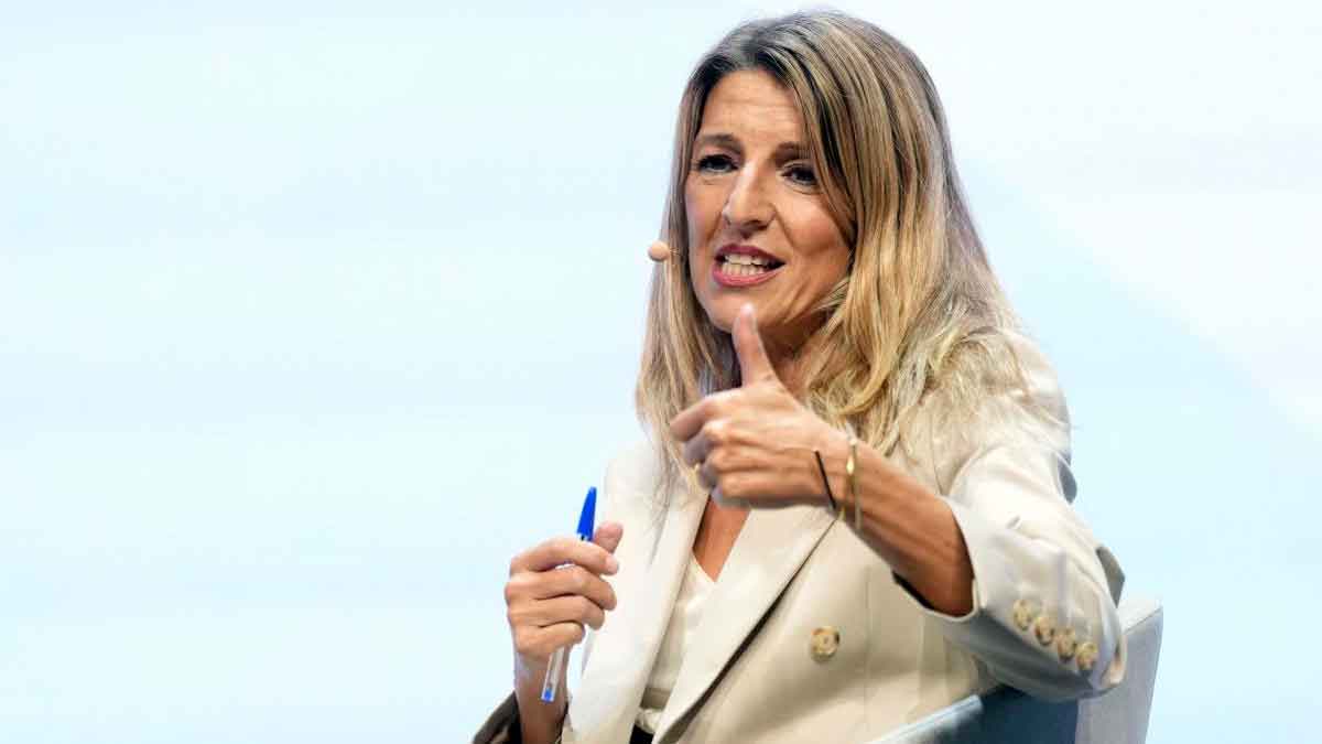 Yolanda Díaz explicando las nuevas medidas del SEPE sobre el complemento de apoyo al empleo