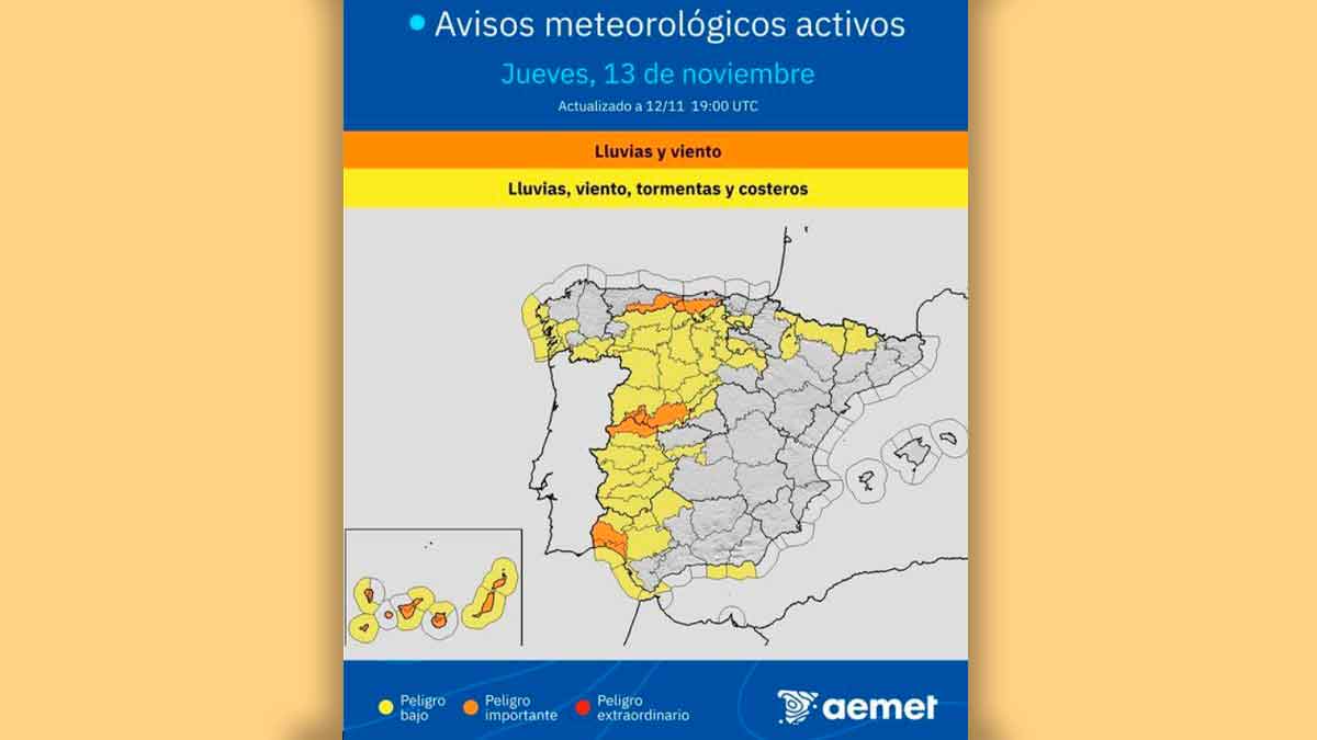 Mapa de AEMET con avisos meteorológicos activos por lluvias, viento y tormentas en España, con alerta naranja en Andalucía occidental