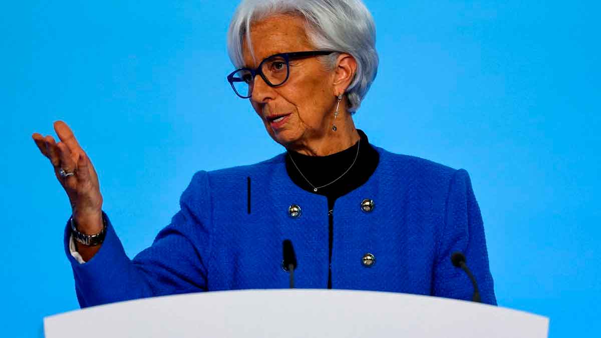 Presidenta del Banco Central Europeo durante el anuncio de la subida del Euríbor que afecta a las hipotecas en España
