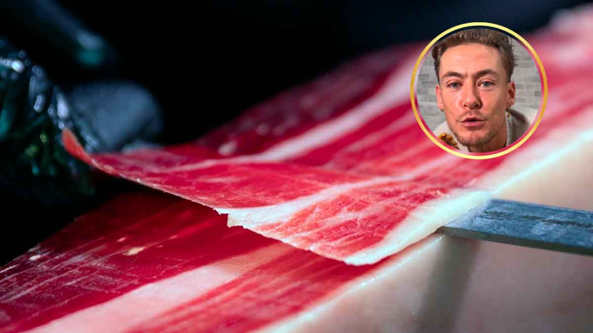 Corte de jamón ibérico con lonchas finas recién fileteadas