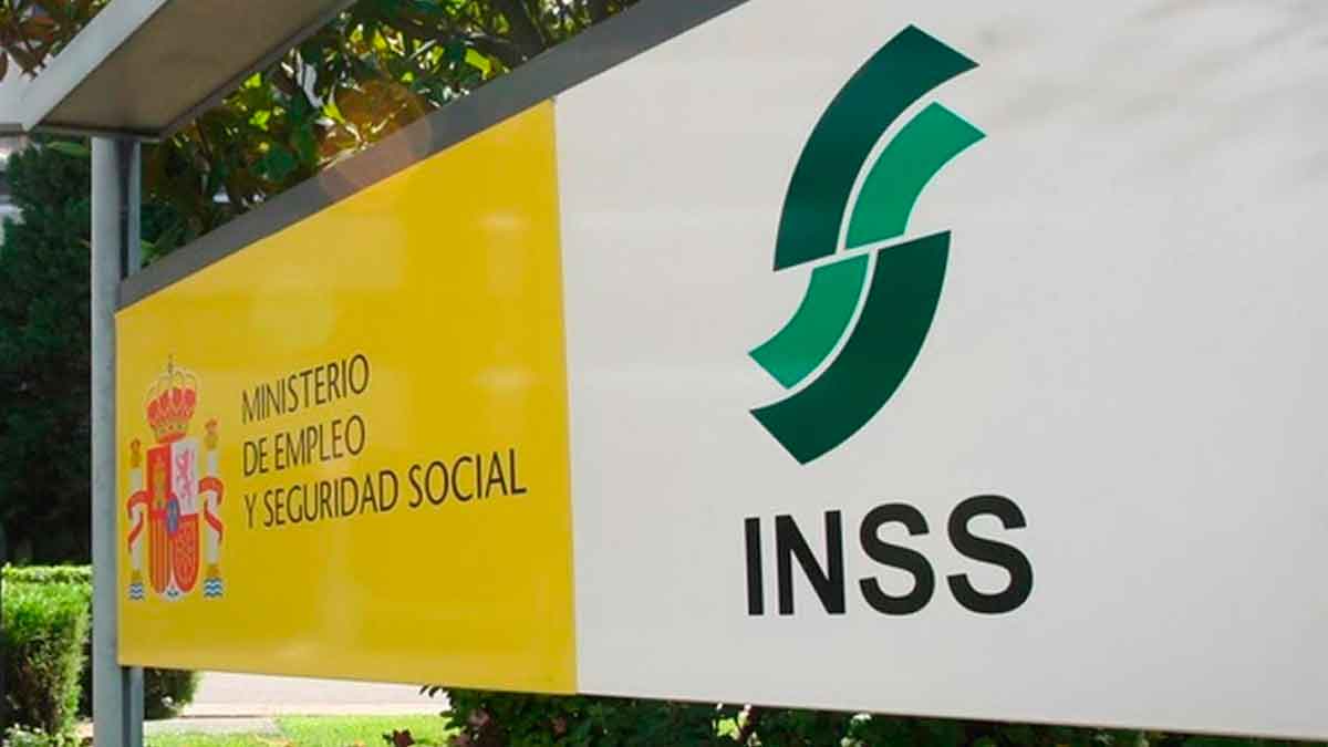 Cartel del Instituto Nacional de la Seguridad Social relacionado con la paga extra de noviembre para pensionistas