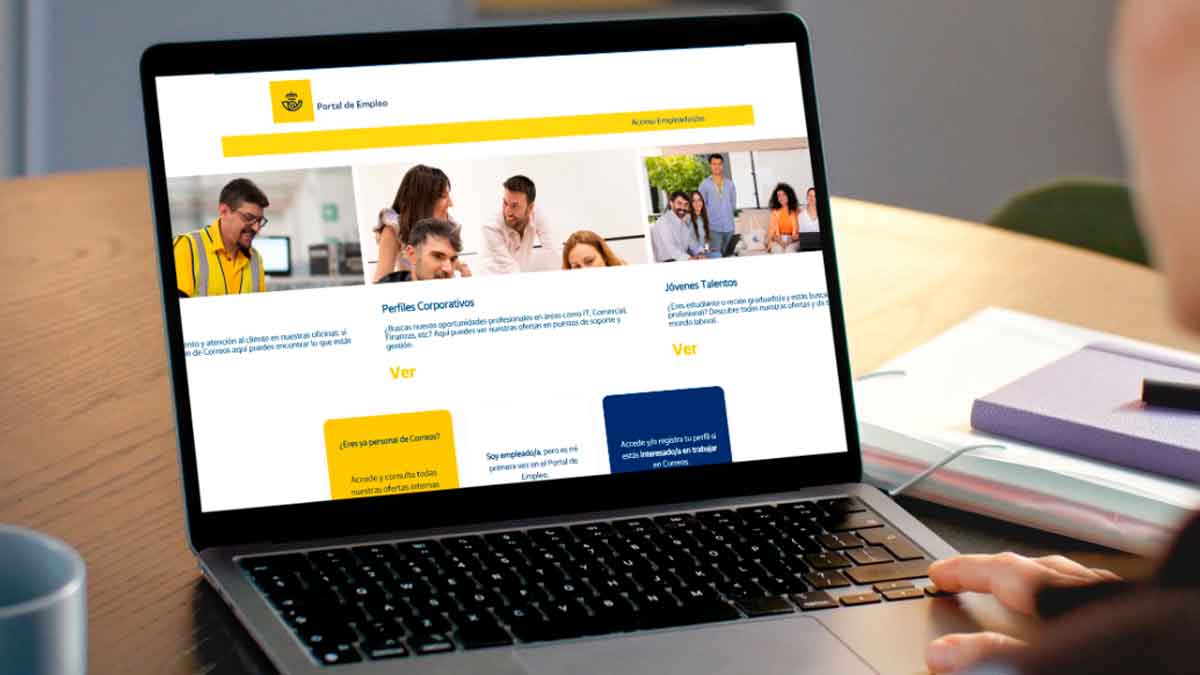 Portal de Empleo de Correos en un ordenador para inscribirse en ofertas de trabajo temporal