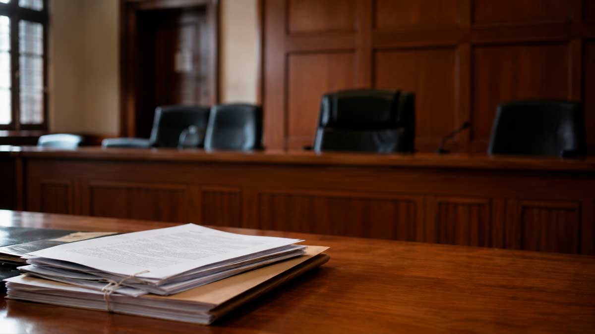 Buscó trabajo estando de baja médica y la Seguridad Social le obliga a devolver 1.760 euros