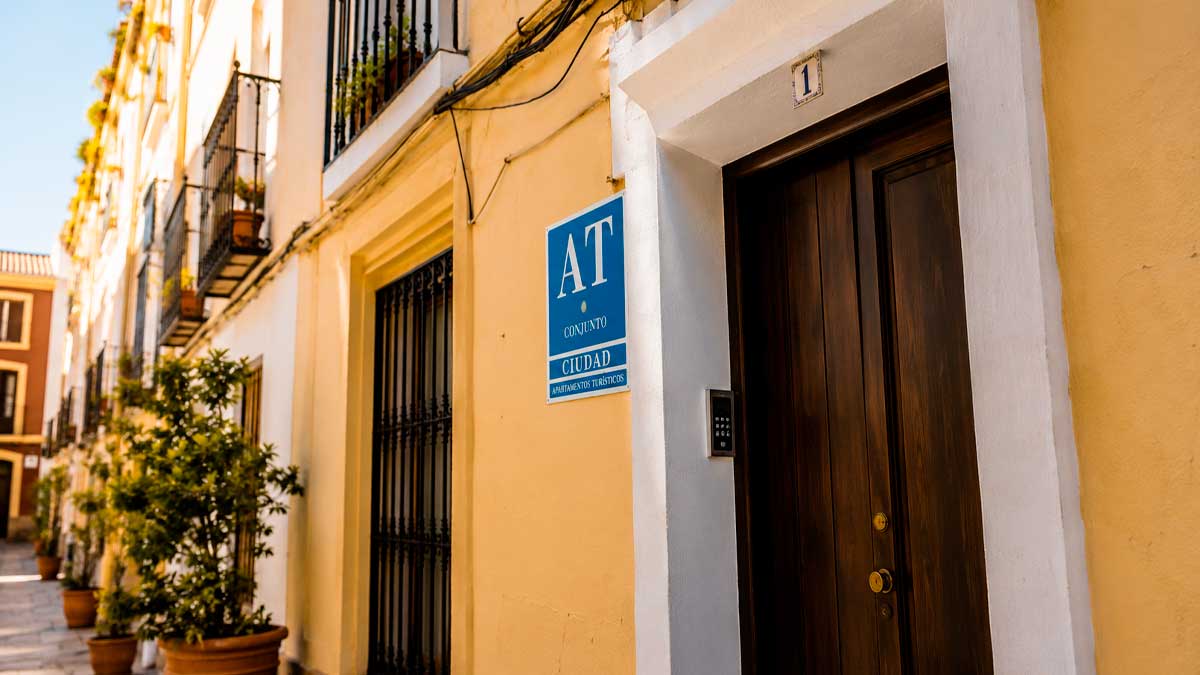 El Supremo anula el Registro estatal de viviendas turísticas y reabre el debate del alquiler en Andalucía